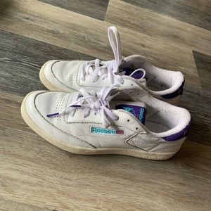 Reebok Sneakers